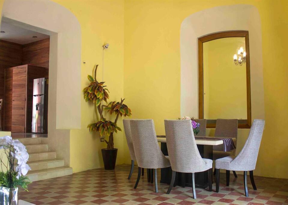 巴利亚多利德Casona Xtabay, En El Centro De Valladolid别墅 外观 照片